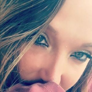 Meet your Posher, Ashleigh